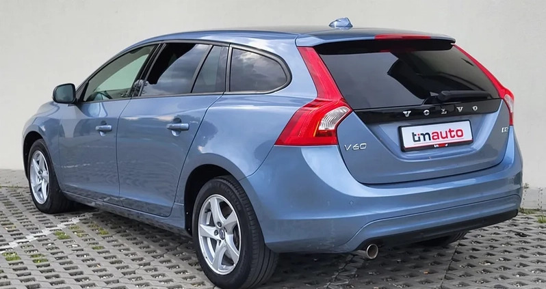 Volvo V60 cena 63500 przebieg: 129000, rok produkcji 2017 z Aleksandrów Łódzki małe 529